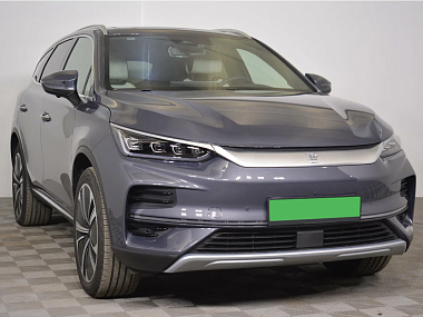 фото BYD Tang